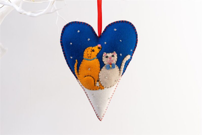 Handmade Felt Dog and Cat Heart Christmas Tree Hanging Decoration - 16 cm