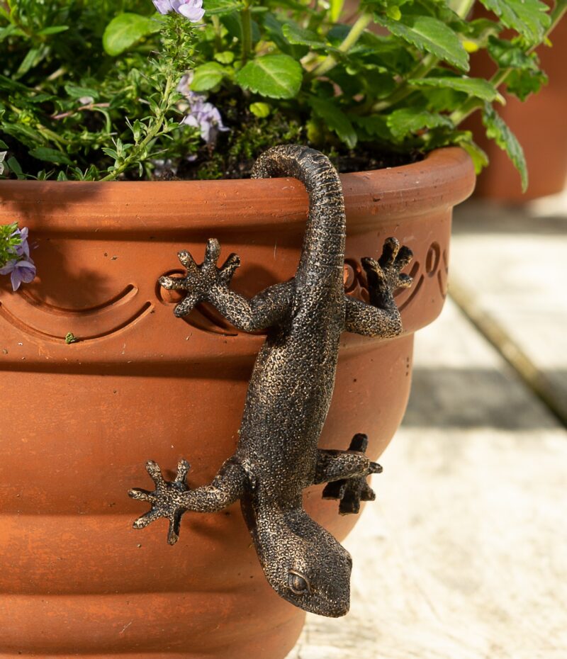 Antique Bronze Coloured Gecko Pot Buddy Plant Pot Hanger - Image 8