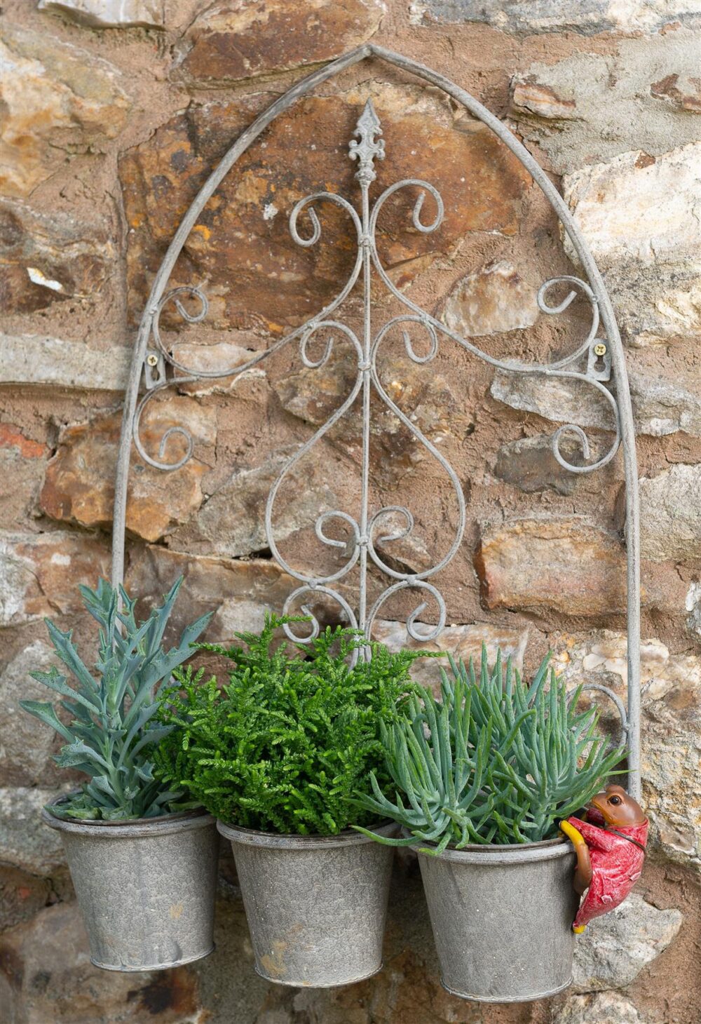 Beatrix Potter Mr. Jeremy Fisher Plant Pot Hanger - Image 7