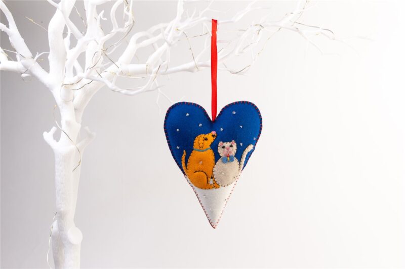 Handmade Felt Dog and Cat Heart Christmas Tree Hanging Decoration - 16 cm - Image 2