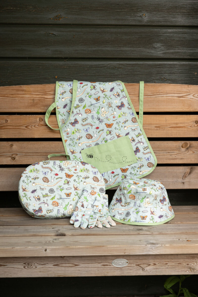 Childs garden gift set