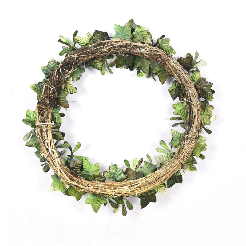 Christmas Artisan Fairtrade Metal Mistletoe Wreath Door Decoration - Image 6