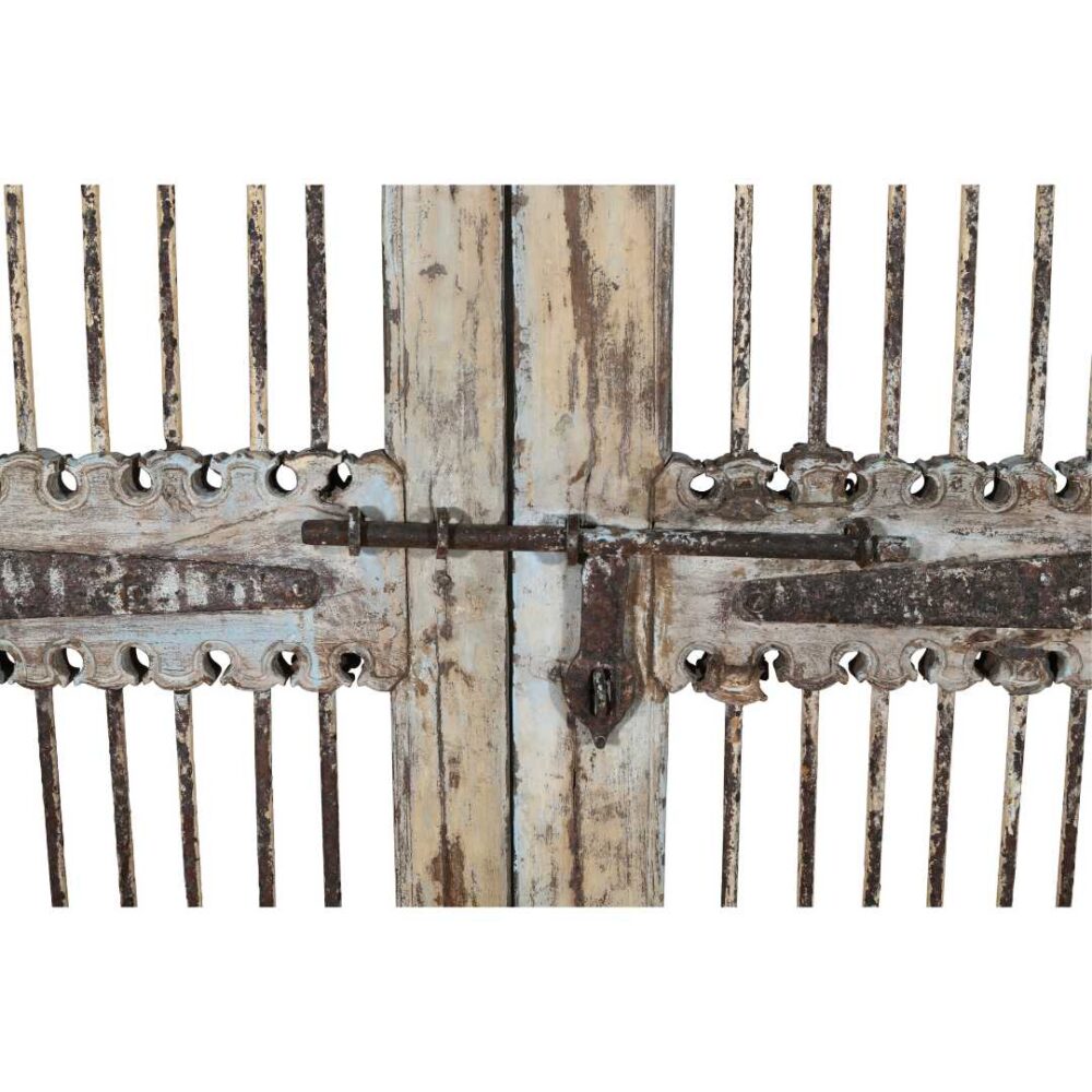 Antique Pale Blue & Weathered Cream Indian Teak Jali Door Garden Gate Pair – 19th Century - Image 3