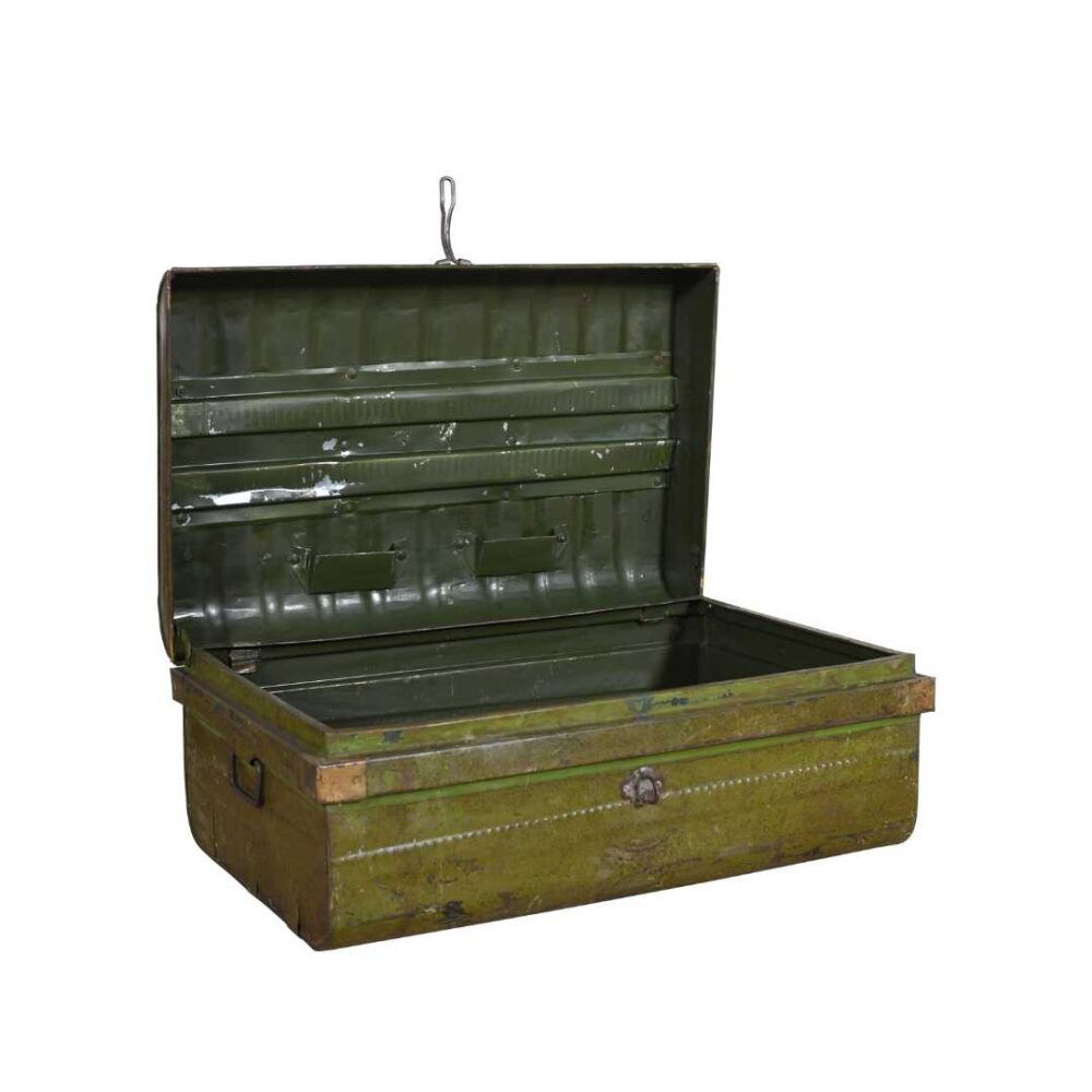 Vintage Olive Green Indian Iron Train Travel Case Chest Coffee Table – c.1930 - Image 2