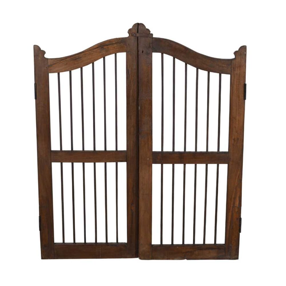 Antique Rich Walnut Brown Indian Teak Dog Gates Garden Gate Pair (c.1880–1900) - Image 3