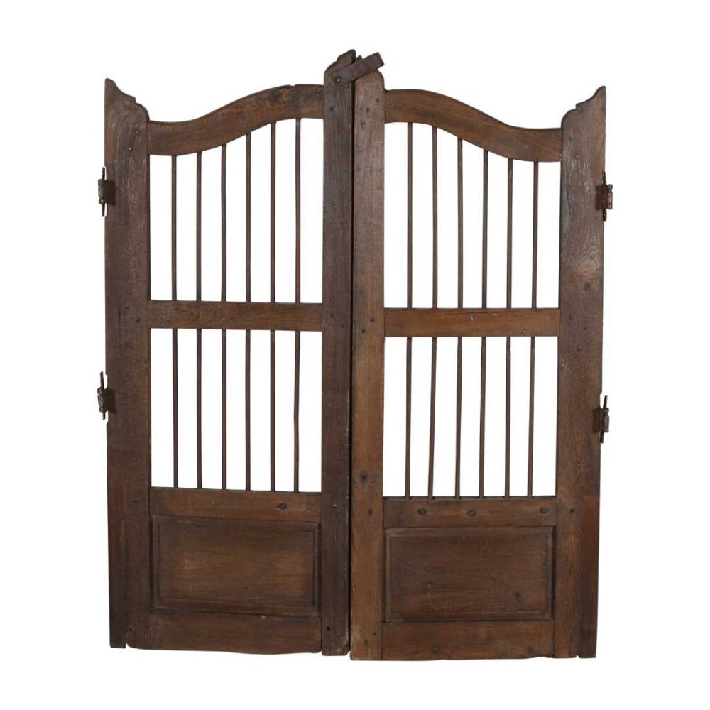 Antique Deep Chestnut Brown Indian Teak Dog Gates Garden Gate Pair (c.1880–1900) - Image 2